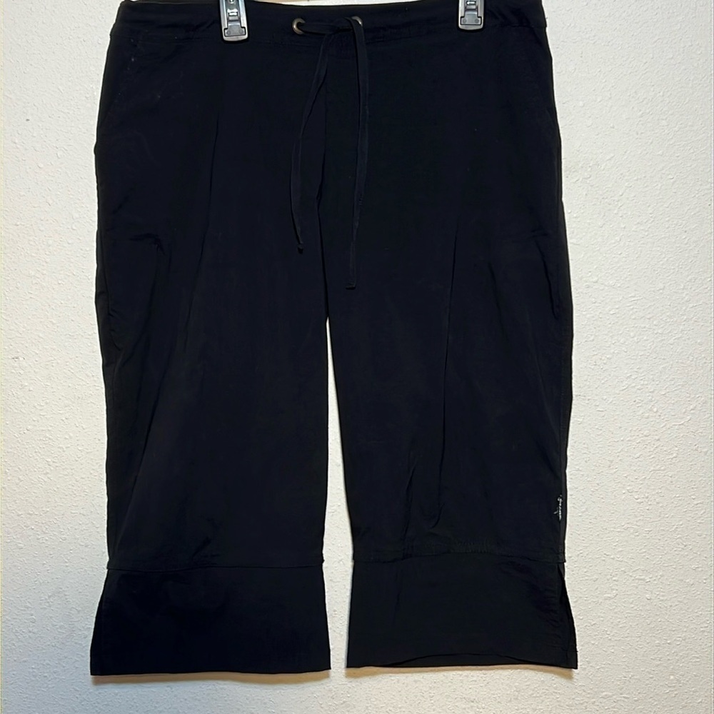 Prana Womens Breathe Black Outdoor Hiking Capri Pants Size Medium